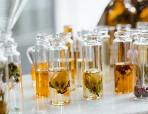 Cómo hacer un perfume casero con aceites esenciales: guía práctica